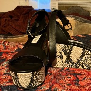 Steve Madden wedges